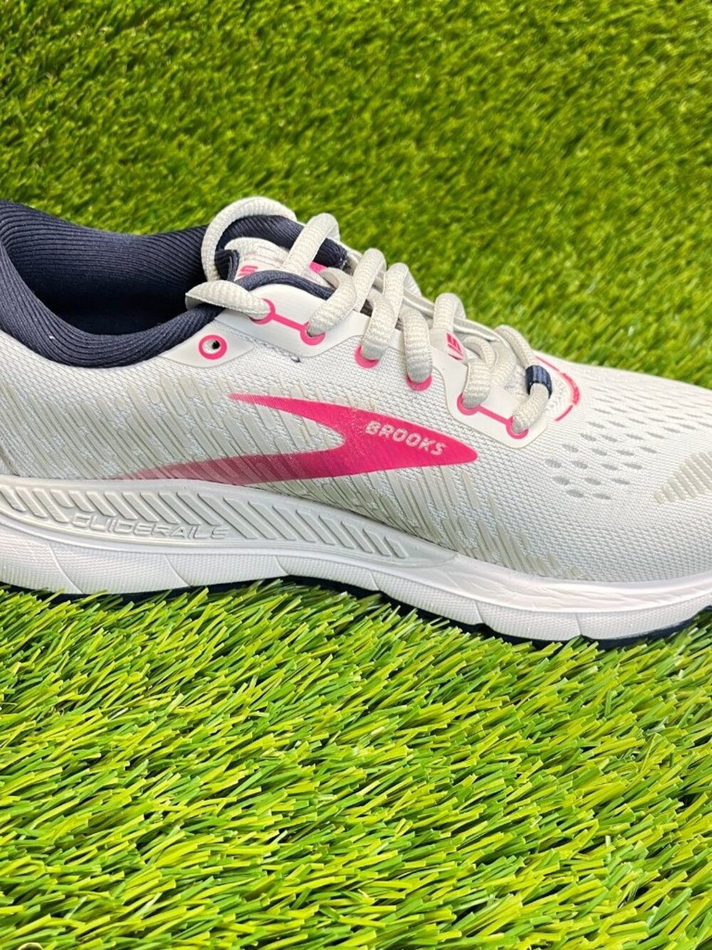 Brooks Addiction GTS 15 Womens Size 6 Gray Pink Athletic Running Shoes Sneakers - Picture 4 of 10